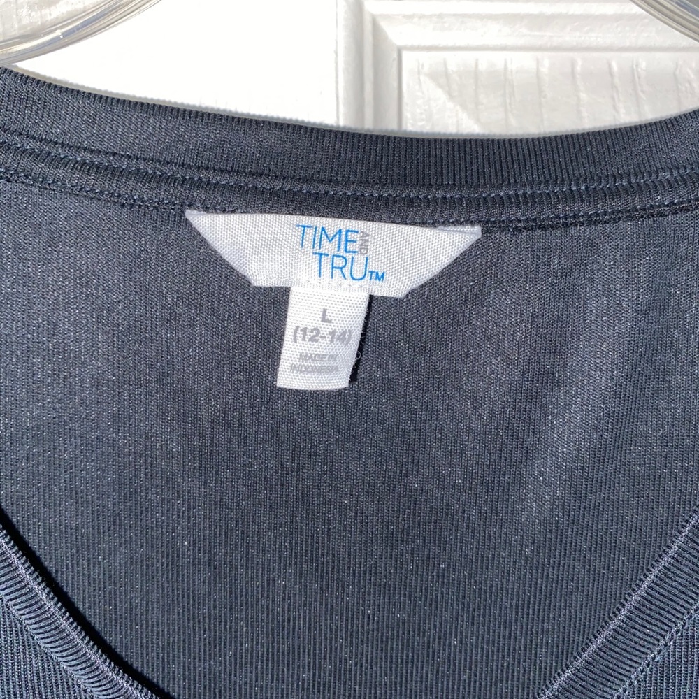 Tank top - Picture 2 of 3
